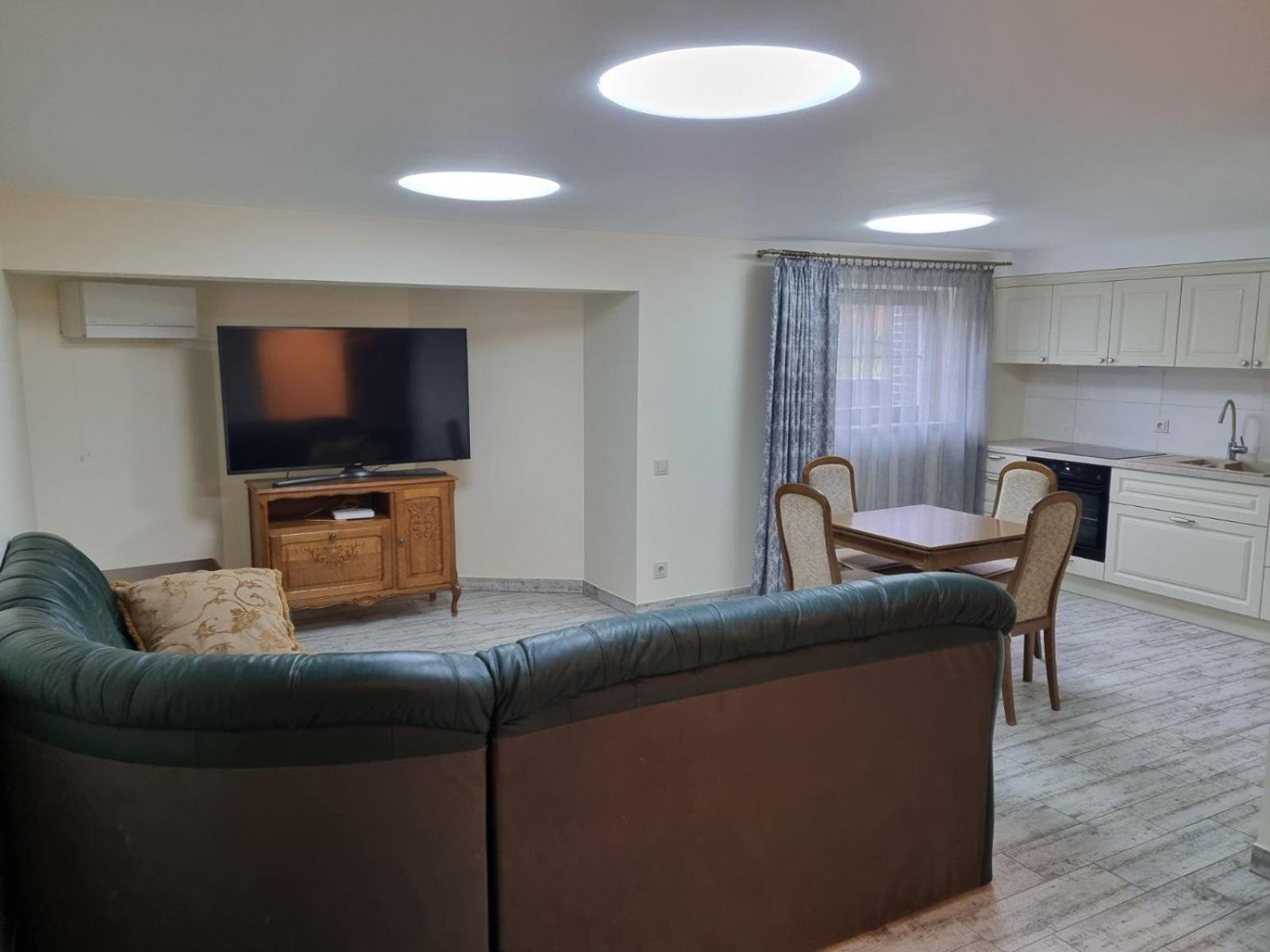 Liepu 27A/10 Apartment Klaipeda Ngoại thất bức ảnh